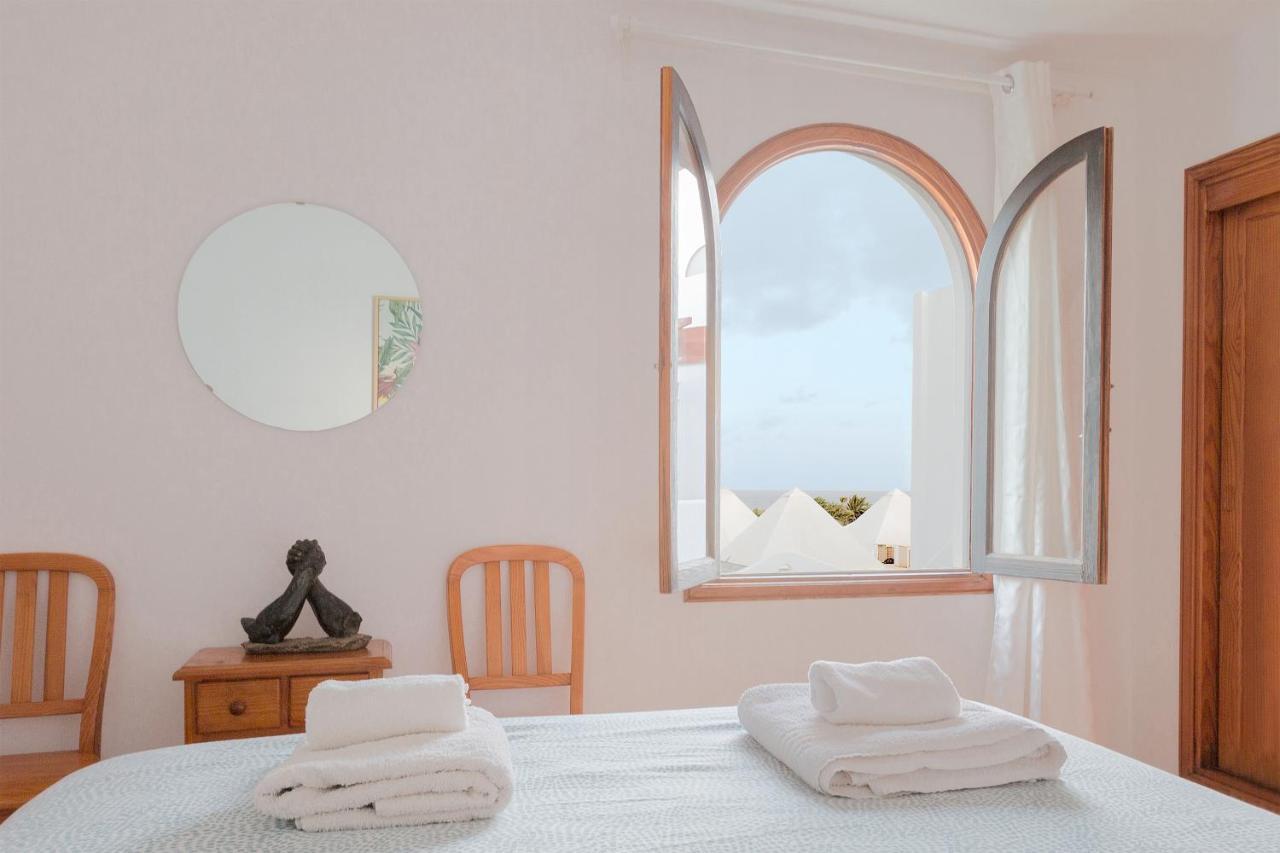 Daruma Apartments 2-Bedroom Duplex With Sea Views コスタ・テギセ エクステリア 写真